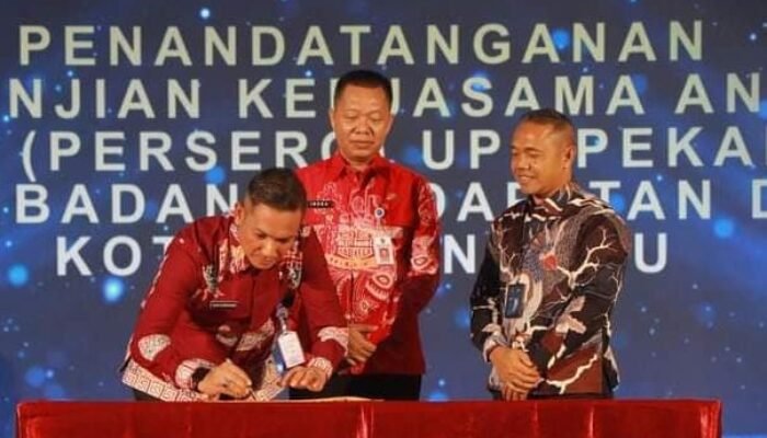 Kabapenda Pekanbaru Tandatangani Kerjasama dengan PLN UP3 Pekanbaru Untuk Tingkatkan PPJ