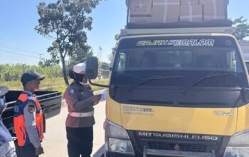 Ditlantas Polda Riau Gelar Razia Gabungan, Sasar ODOL dan Truk Pelanggar Jam Operasional di Pekanbaru